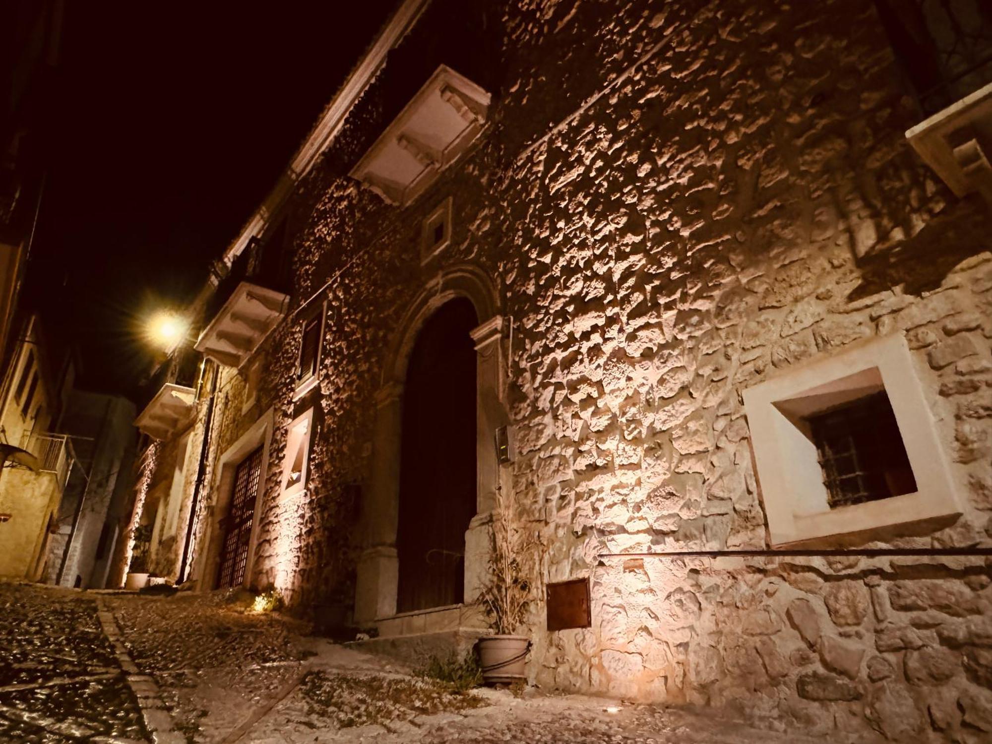Castronuovo di Sicilia Le Camere Dell'Emiro מראה חיצוני תמונה